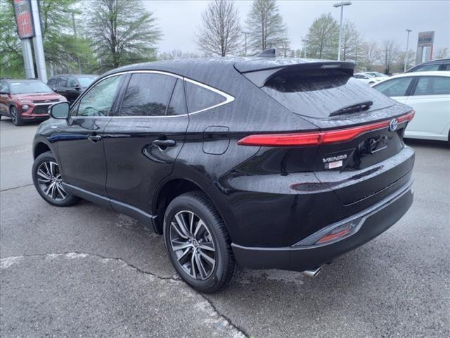 Vehicle image 6 of 22