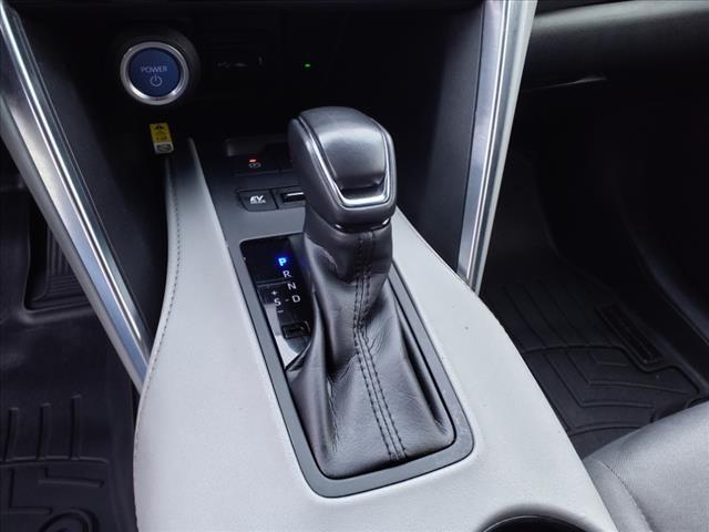 Vehicle image 19 of 22