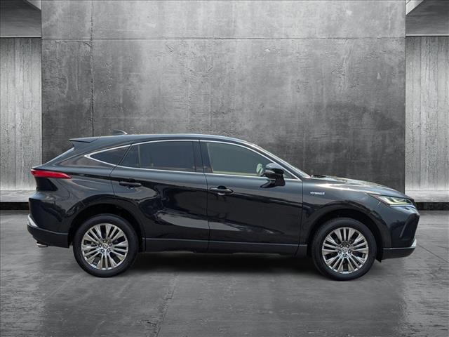 Vehicle image 4 of 27