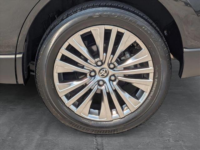 Vehicle image 26 of 27