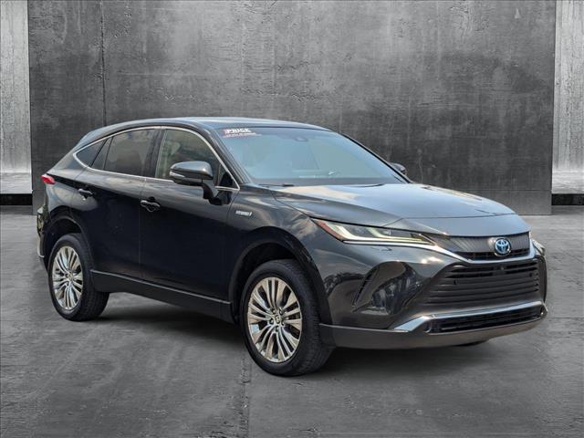 Vehicle image 3 of 27