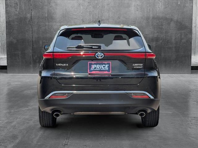 Vehicle image 6 of 27