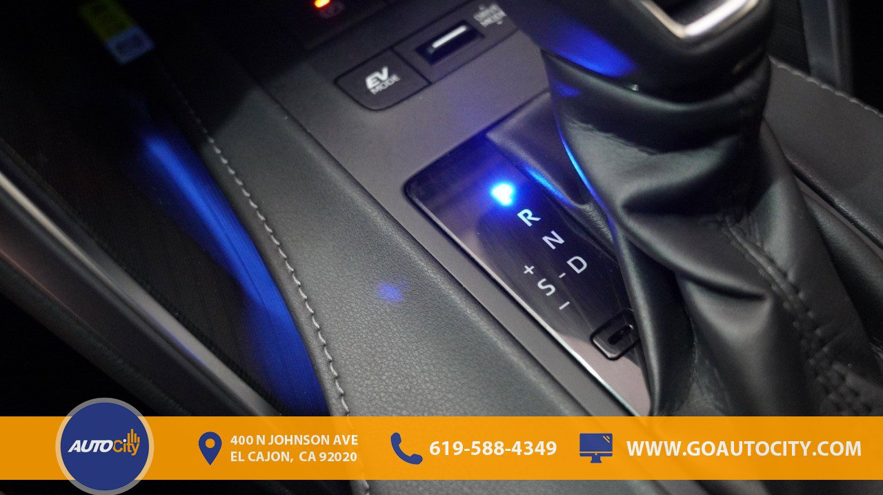 Vehicle image 19 of 19