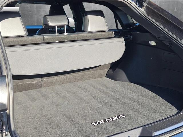 Vehicle image 9 of 25
