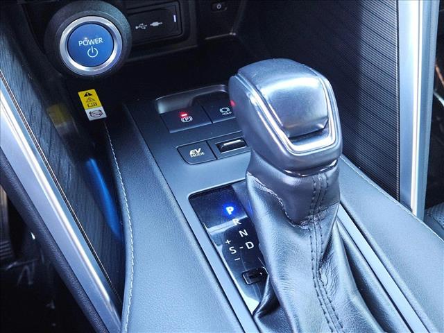 Vehicle image 12 of 25