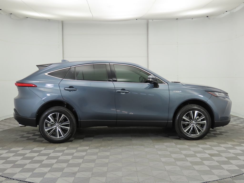 Vehicle image 7 of 35