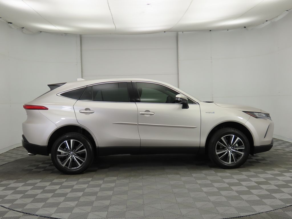Vehicle image 7 of 35
