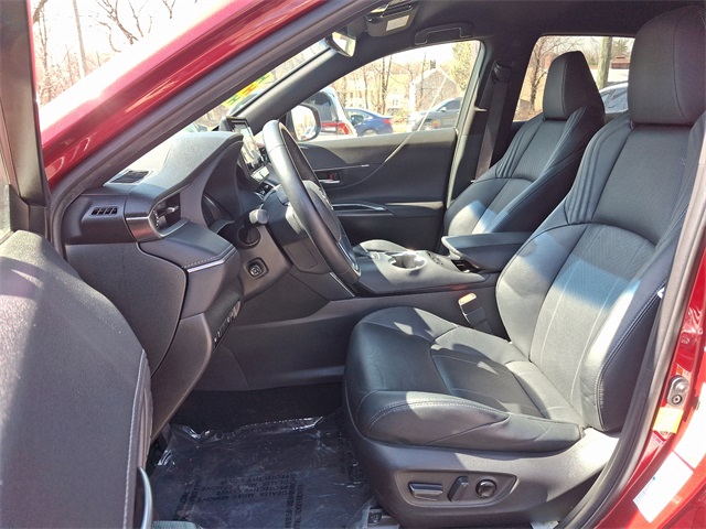 Vehicle image 13 of 30
