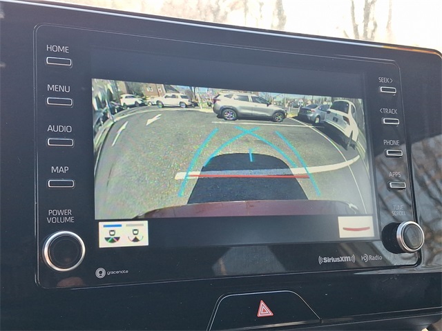 Vehicle image 17 of 30