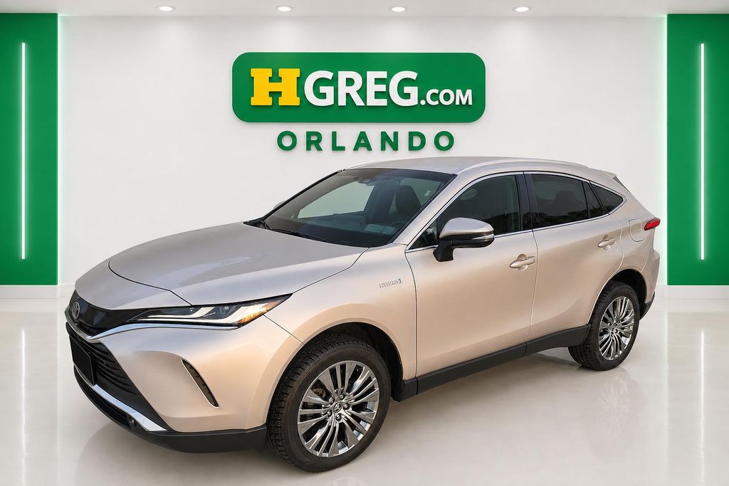 2021 Toyota Venza XLE Image 1 of 13
