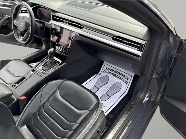 Vehicle image 24 of 28