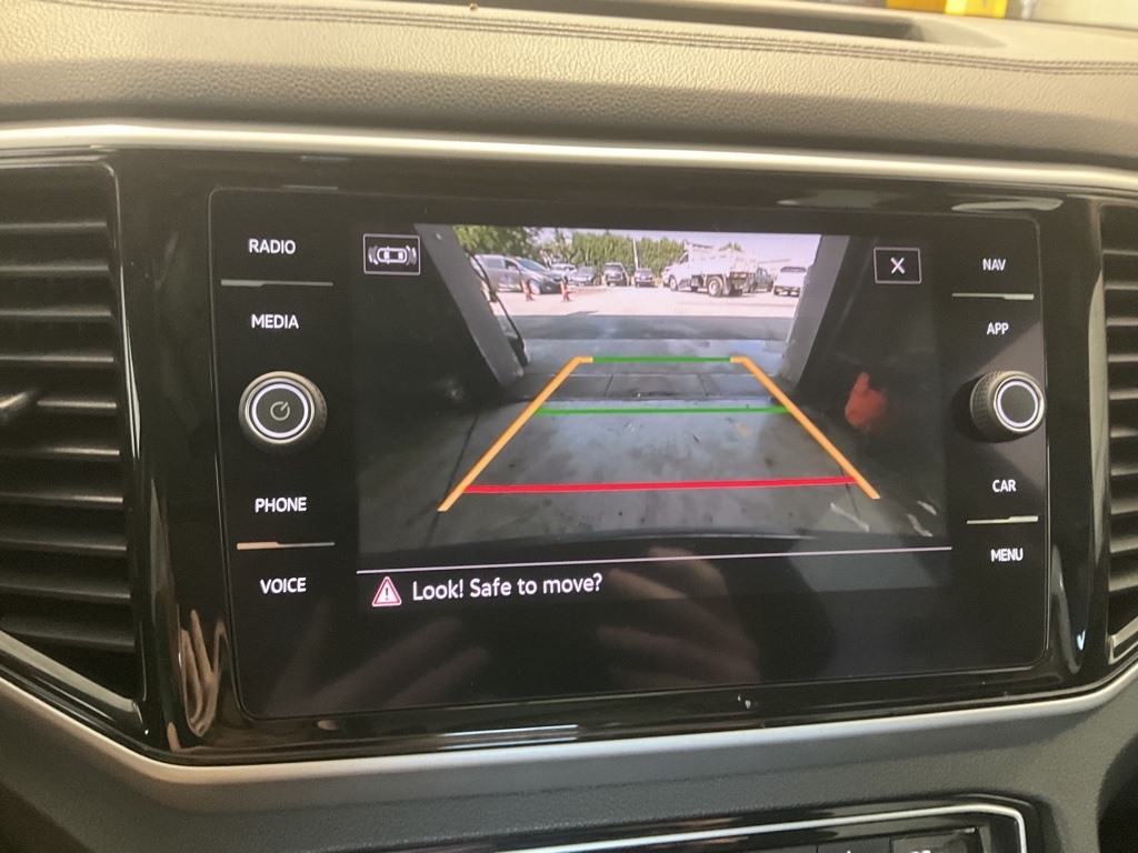 2021 Volkswagen Atlas 2.0T SEL Image 20 of 31