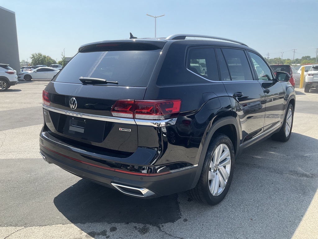 2021 Volkswagen Atlas 2.0T SEL Image 4 of 31