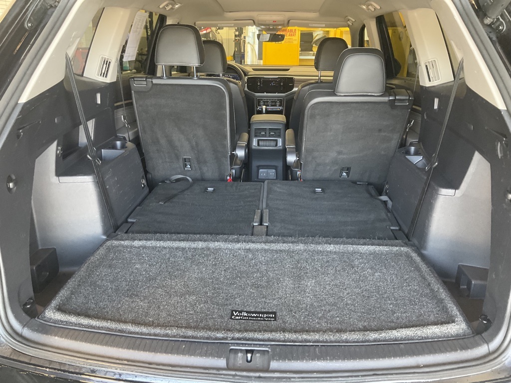 2021 Volkswagen Atlas 2.0T SEL Image 11 of 31