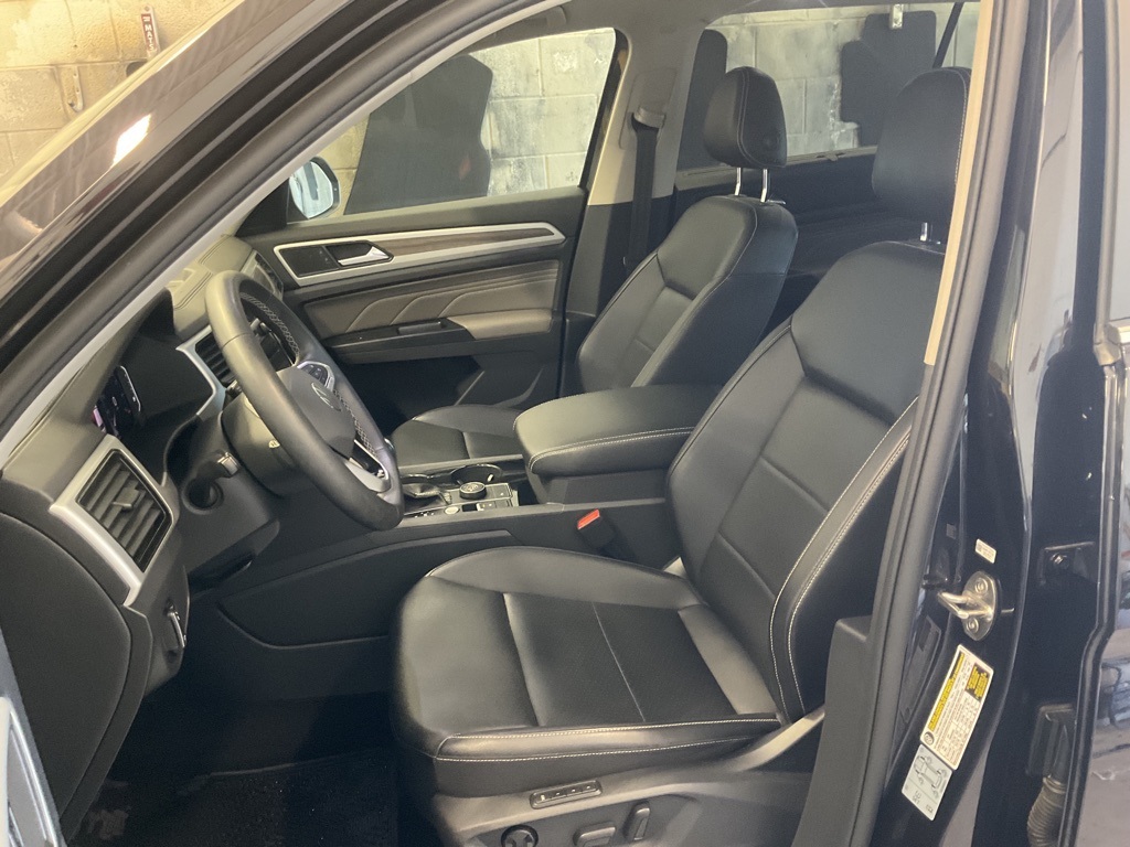 2021 Volkswagen Atlas 2.0T SEL Image 12 of 31