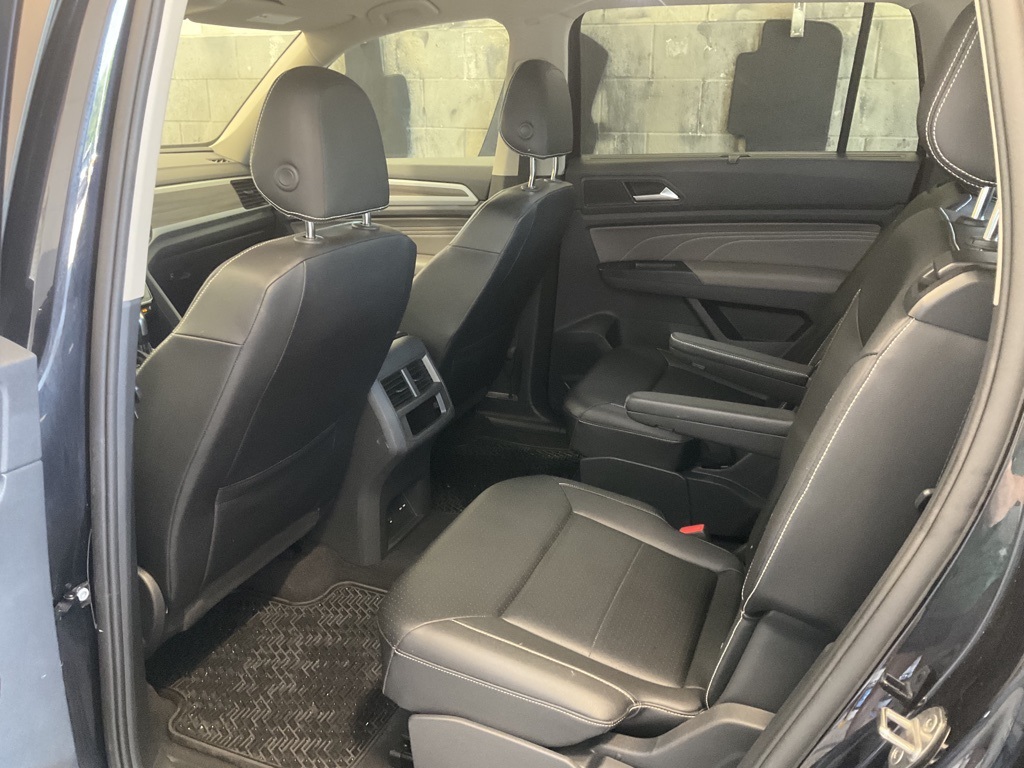 2021 Volkswagen Atlas 2.0T SEL Image 13 of 31
