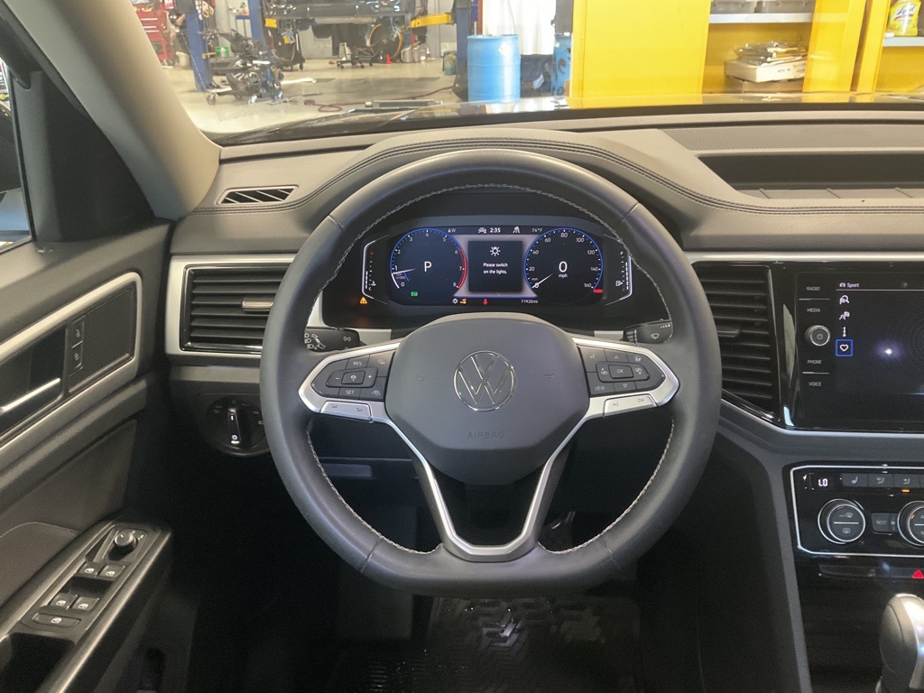 2021 Volkswagen Atlas 2.0T SEL Image 17 of 31