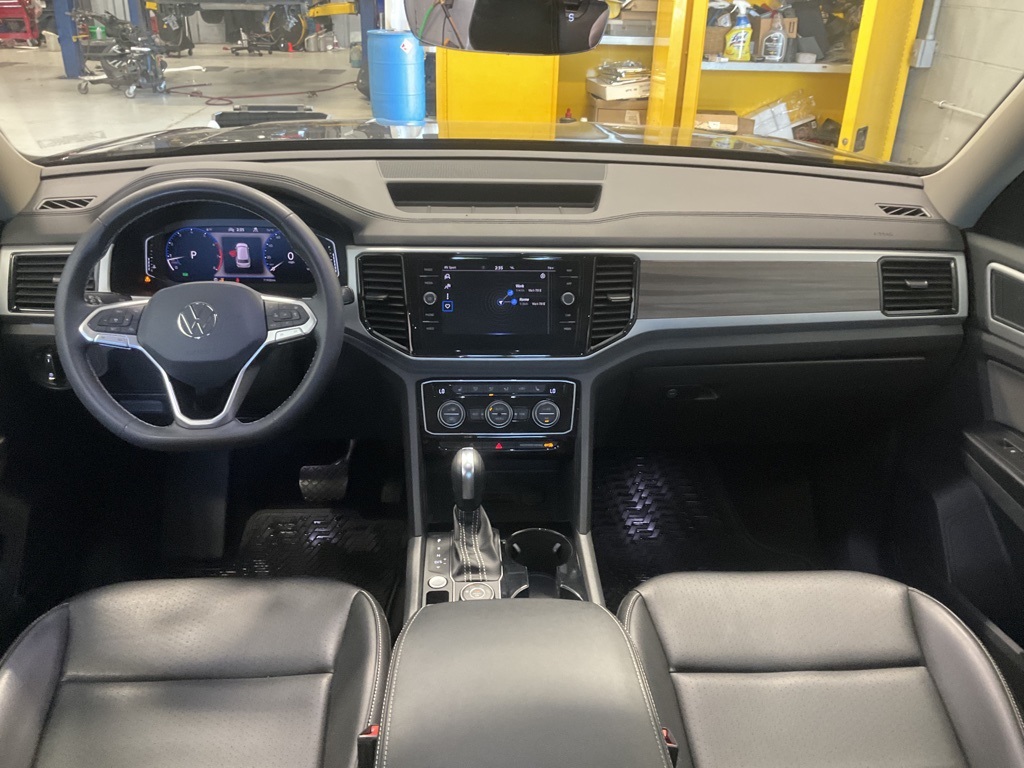 2021 Volkswagen Atlas 2.0T SEL Image 15 of 31