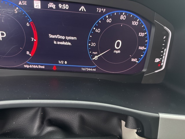 2021 Volkswagen Atlas 2.0T SEL Image 12 of 13