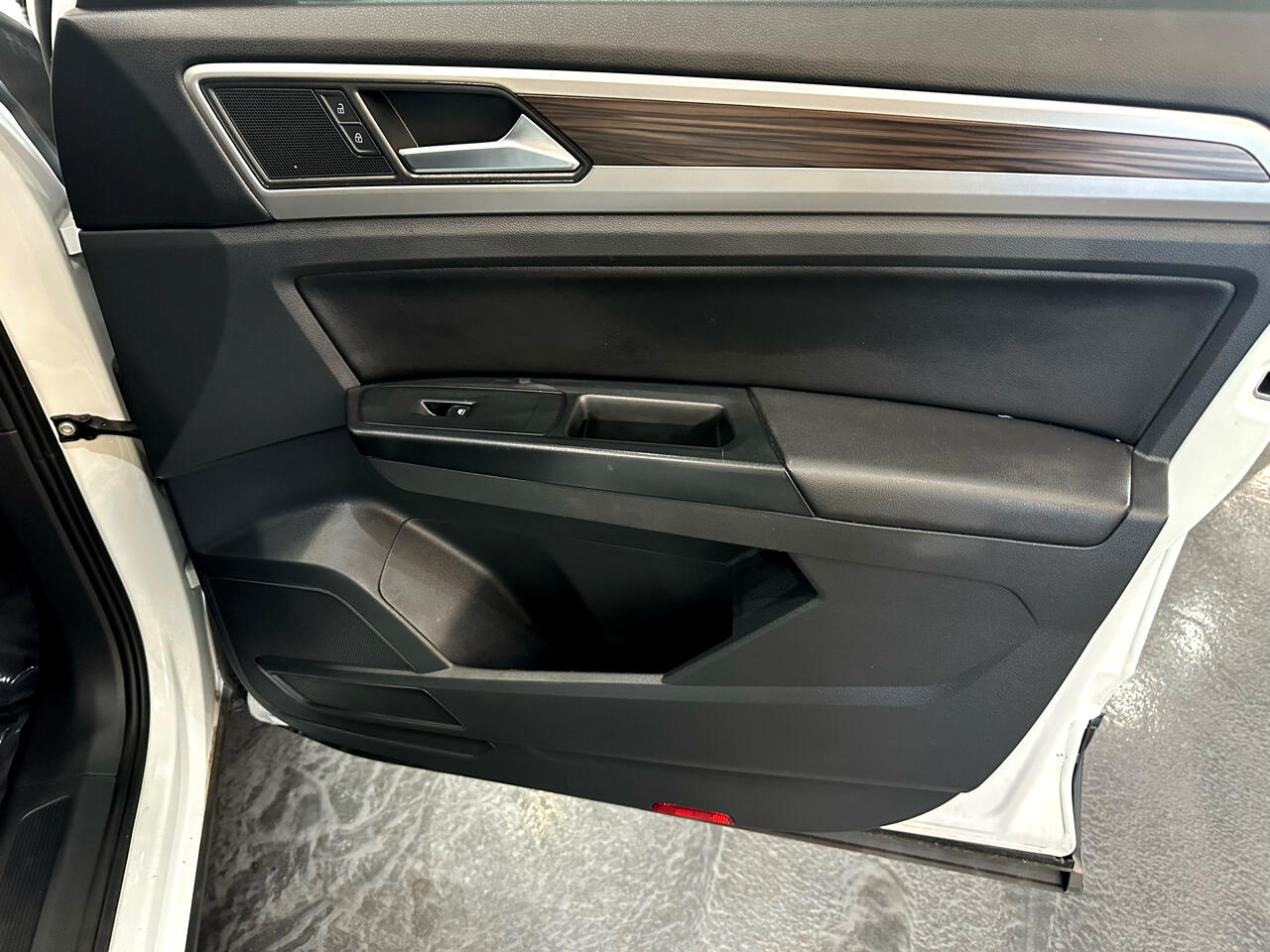 2021 Volkswagen Atlas 2.0T SE Image 25 of 29