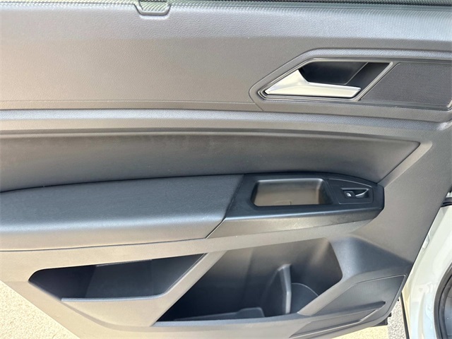 2021 Volkswagen Atlas 2.0T SE Technology Image 25 of 35
