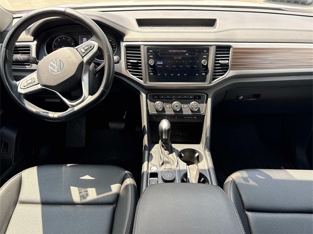 2021 Volkswagen Atlas 2.0T SE Technology Image 17 of 35