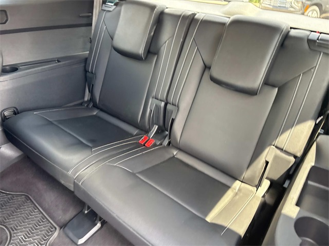 2021 Volkswagen Atlas 2.0T SE Technology Image 13 of 35