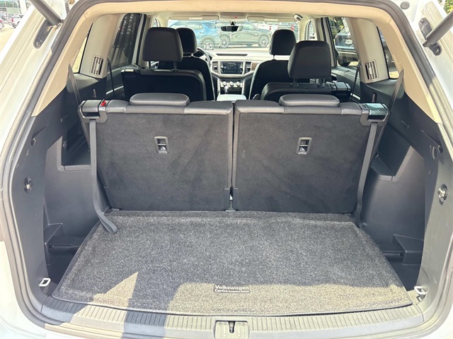2021 Volkswagen Atlas 2.0T SE Technology Image 10 of 35