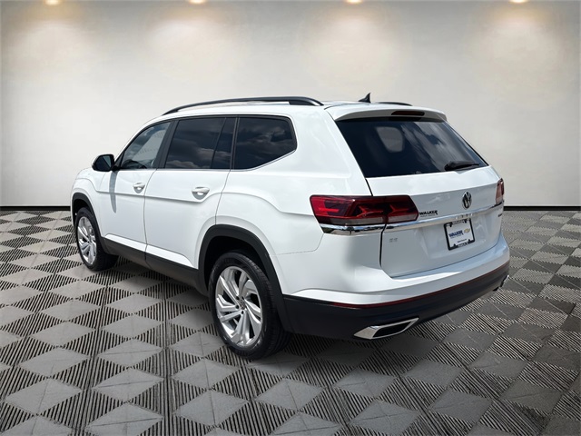 2021 Volkswagen Atlas 2.0T SE Technology Image 7 of 35