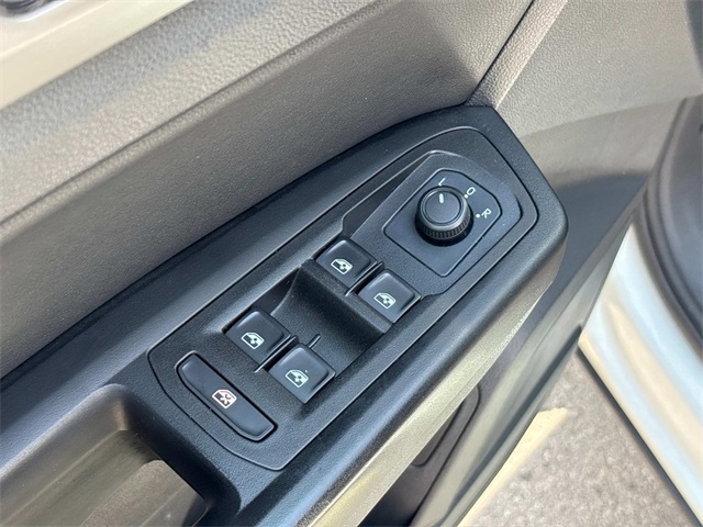 2021 Volkswagen Atlas 2.0T SE Technology Image 31 of 35
