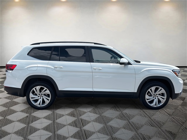 2021 Volkswagen Atlas 2.0T SE Technology Image 4 of 35