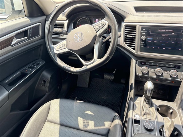 2021 Volkswagen Atlas 2.0T SE Technology Image 18 of 35