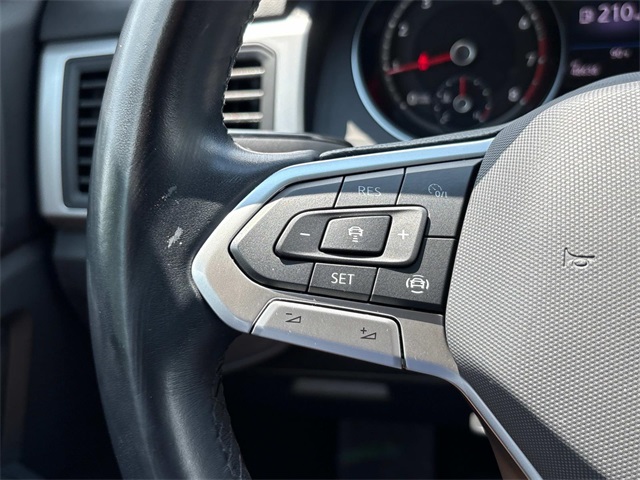 2021 Volkswagen Atlas 2.0T SE Technology Image 33 of 35