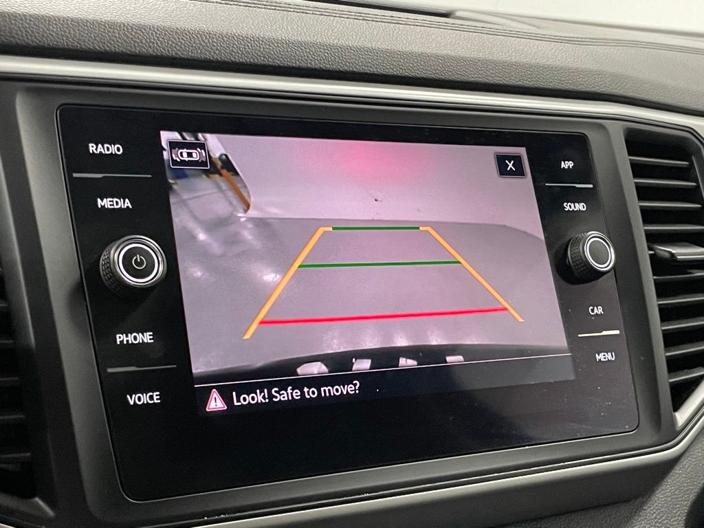 2021 Volkswagen Atlas 2.0T SE Technology Image 19 of 28