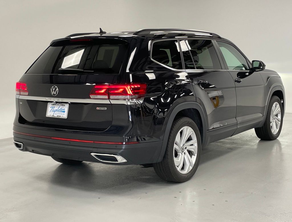 2021 Volkswagen Atlas 2.0T SE Technology Image 4 of 28