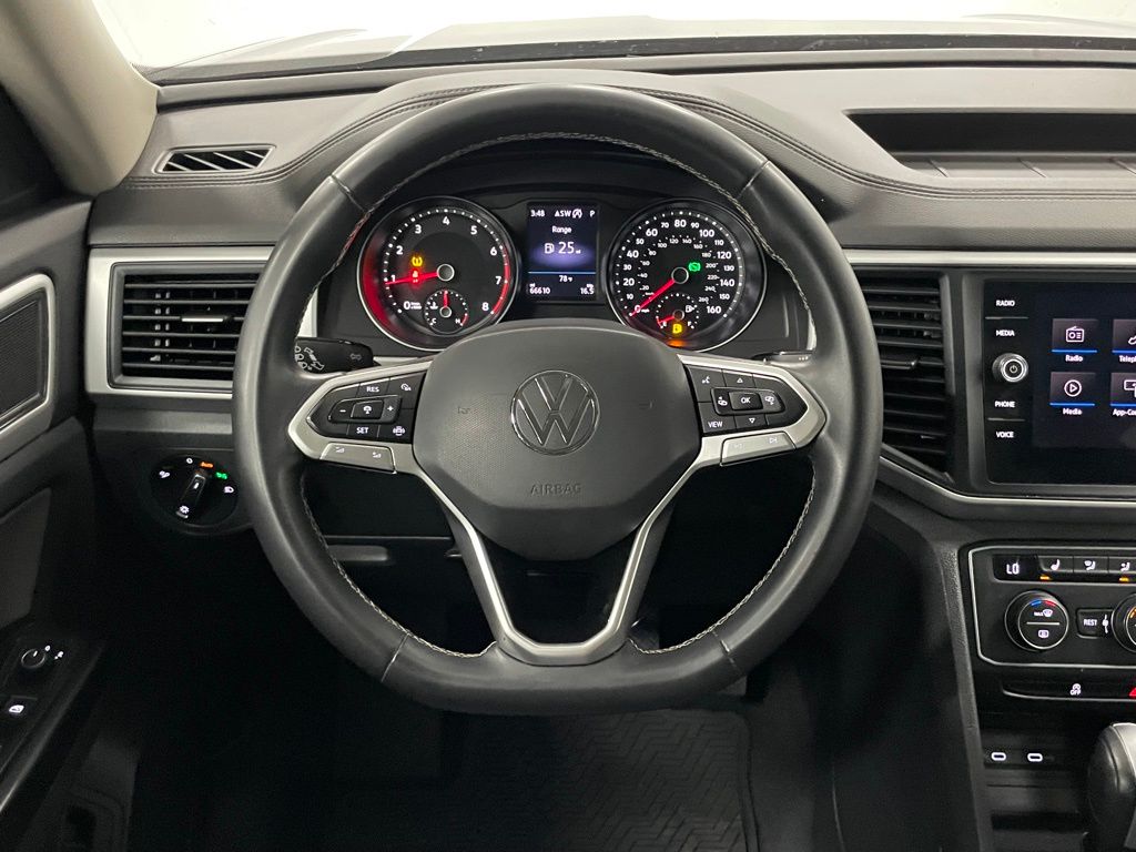 2021 Volkswagen Atlas 2.0T SE Technology Image 16 of 28