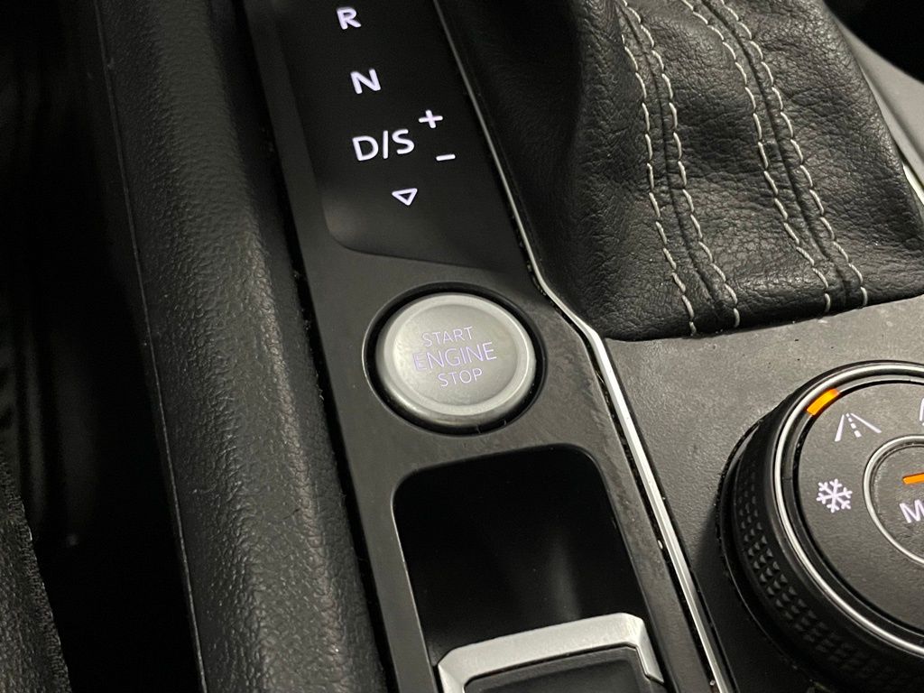 2021 Volkswagen Atlas 2.0T SE Technology Image 26 of 28