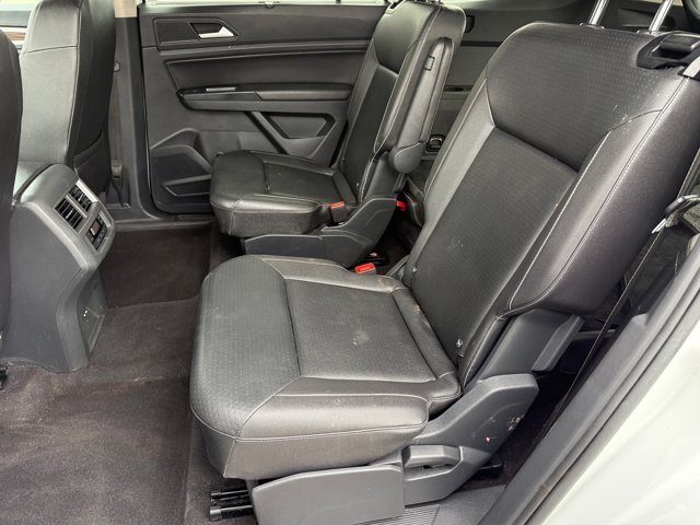 2021 Volkswagen Atlas 2.0T SE Technology Image 15 of 35
