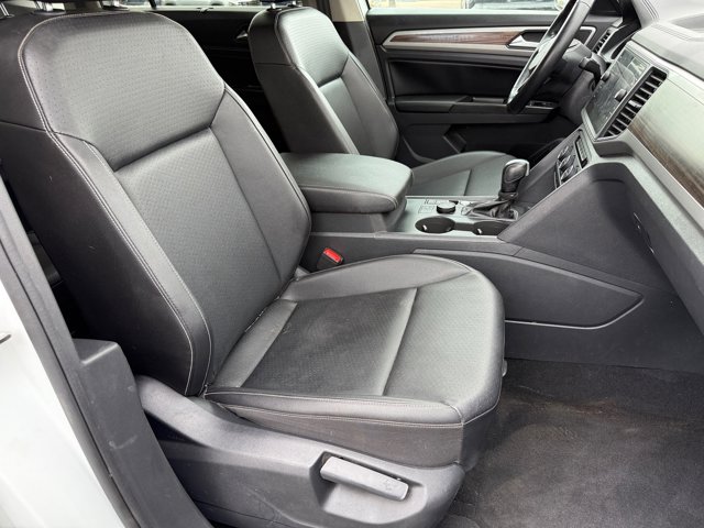 2021 Volkswagen Atlas 2.0T SE Technology Image 13 of 35