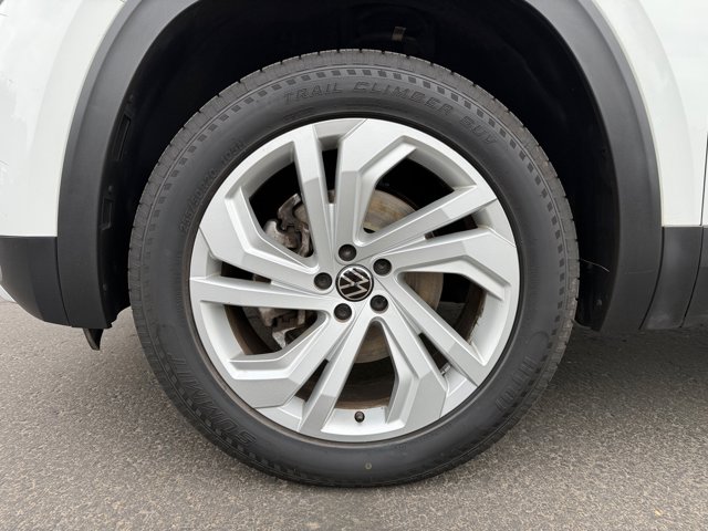 2021 Volkswagen Atlas 2.0T SE Technology Image 11 of 35