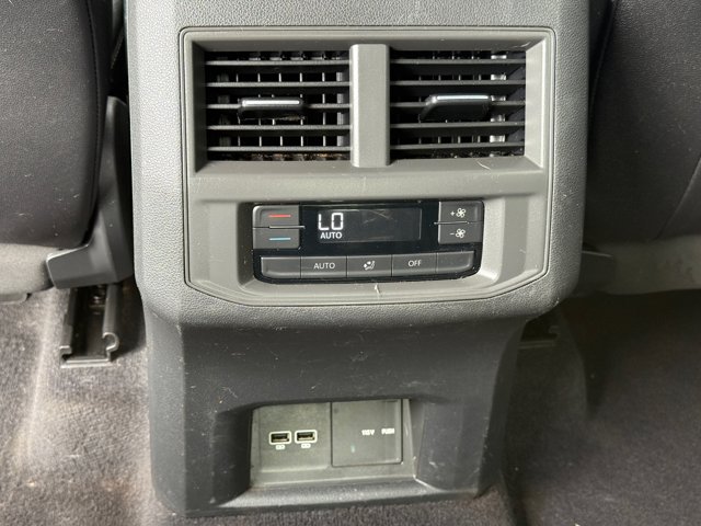 2021 Volkswagen Atlas 2.0T SE Technology Image 28 of 35