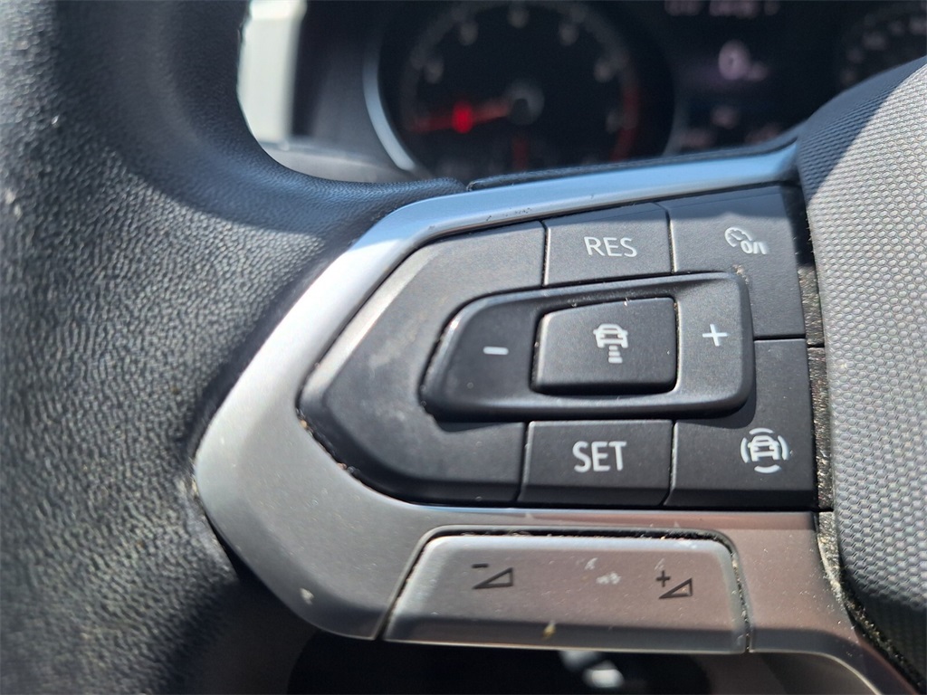 2021 Volkswagen Atlas 2.0T SE Technology Image 26 of 28