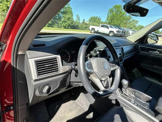 2021 Volkswagen Atlas 2.0T SE Technology Image 18 of 34