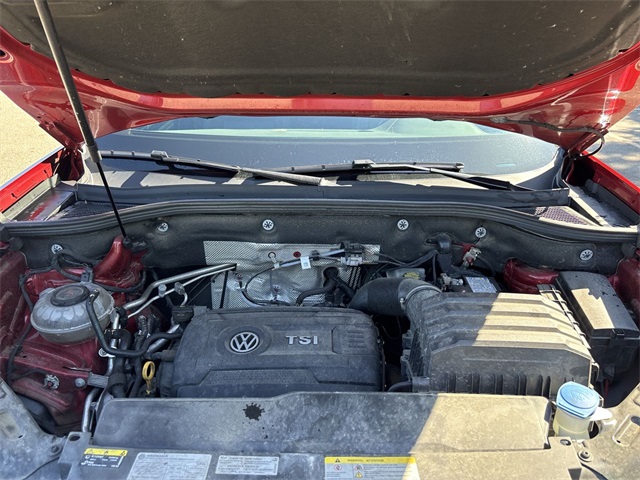 2021 Volkswagen Atlas 2.0T SE Technology Image 10 of 34