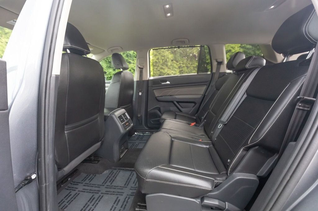 2021 Volkswagen Atlas 3.6L V6 SE Technology Image 14 of 37