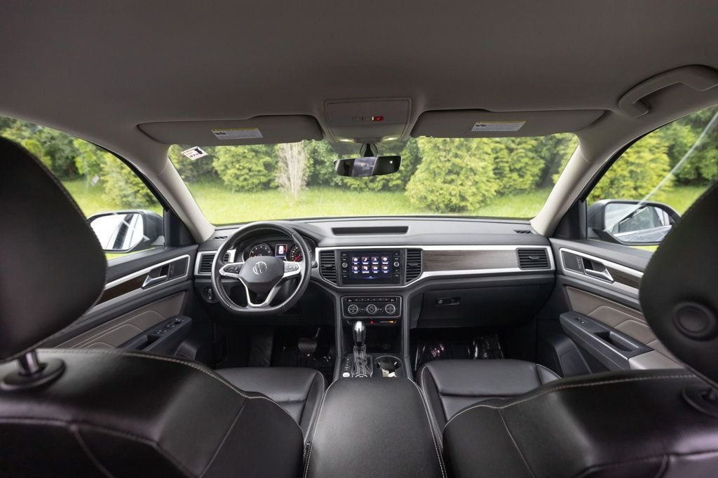 2021 Volkswagen Atlas 3.6L V6 SE Technology Image 21 of 37