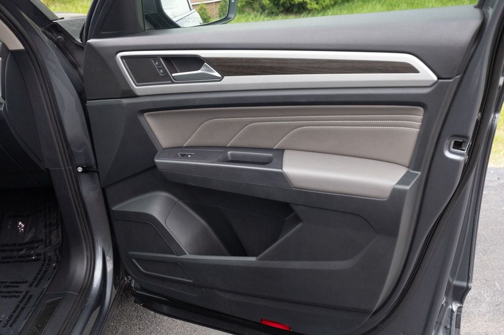 2021 Volkswagen Atlas 3.6L V6 SE Technology Image 37 of 37