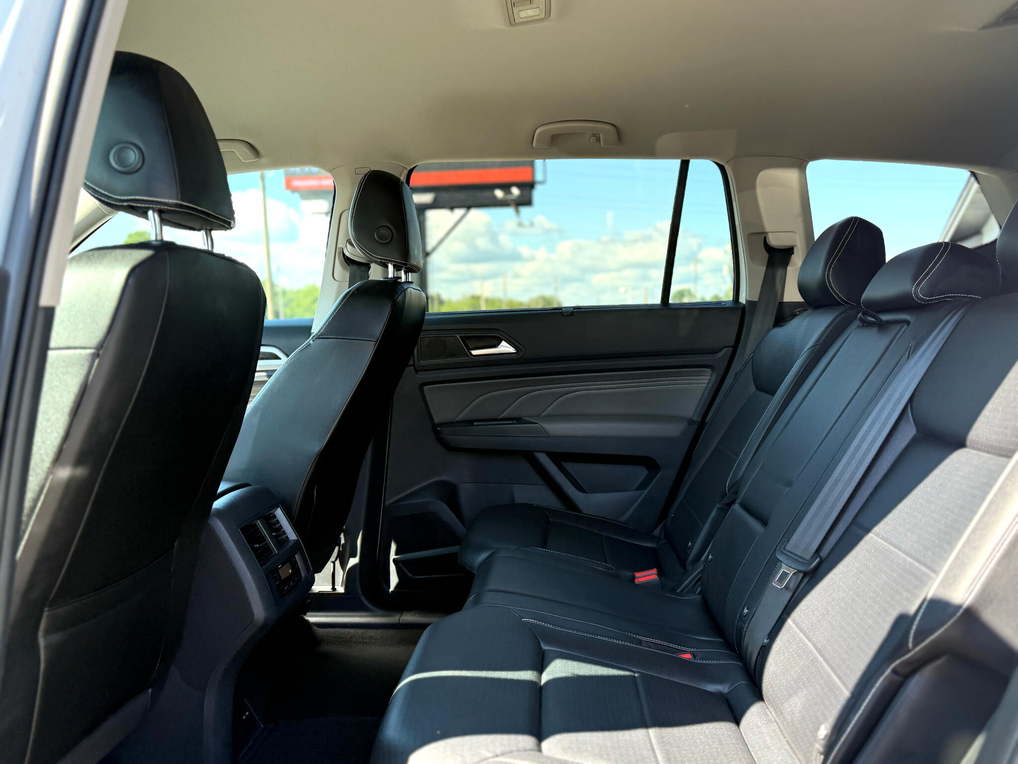 Vehicle image 15 of 43