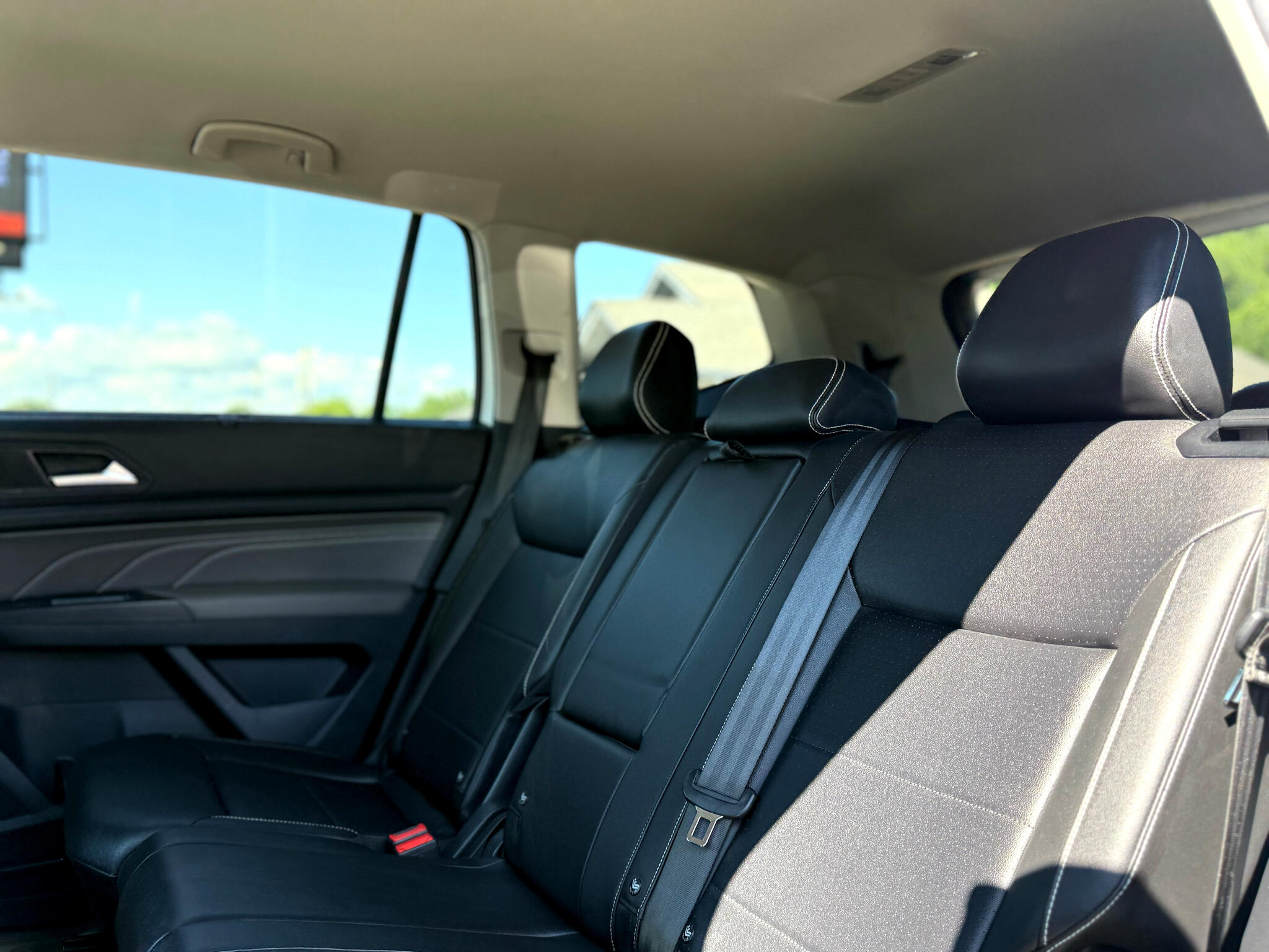 Vehicle image 13 of 43