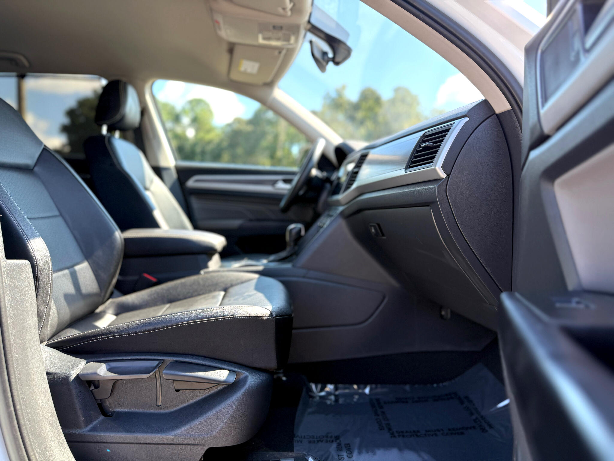 Vehicle image 12 of 43